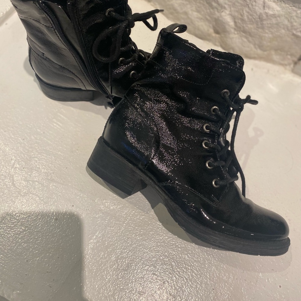 Made in Italy, leather Browns boots.